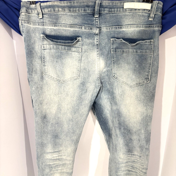 M. Society Politically Incorrect Men's Jeans Distressed Light Denim 40 x 32 Pant - Picture 11 of 16